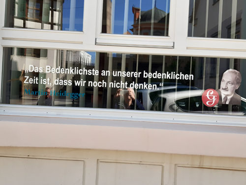 Das Bedenklichste an unserer bedenklichen Zeit ist, dass wir noch nicht denken